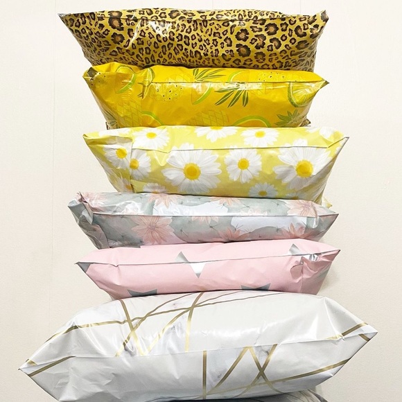 Mystery bag 🌸 - Picture 2 of 9